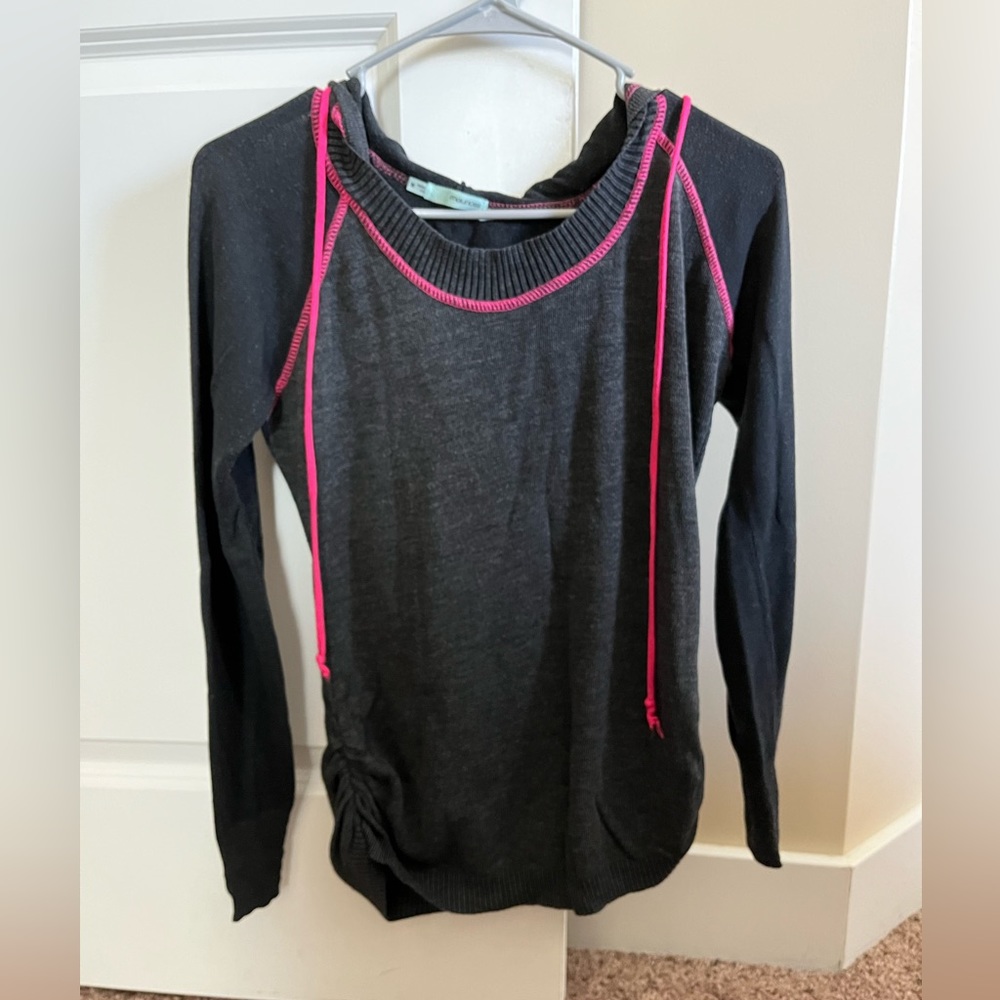 Lightweight hoodie/shirt